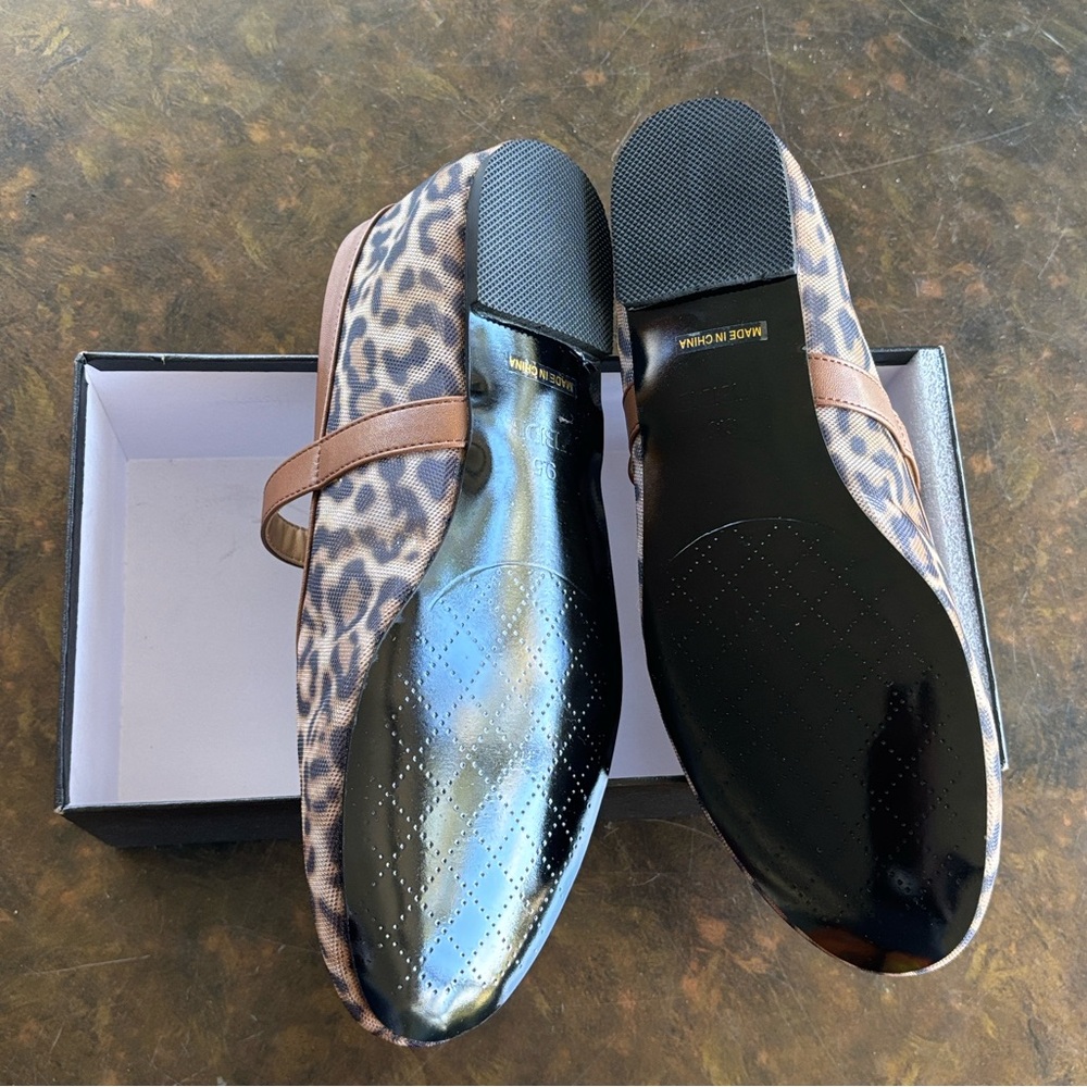 Leopard Mesh Ballet Flats W/ Round Toe Buckle Strap - Picture 4 of 8